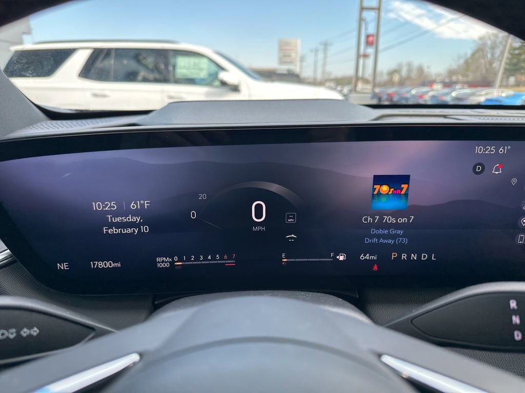 Used 2025 Buick Enclave Sport Touring FWD image 28