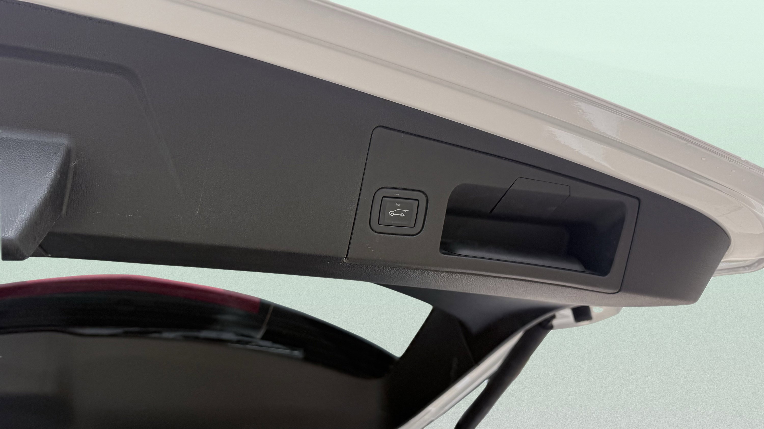 Used 2024 Cadillac XT5 Premium Luxury FWD image 12