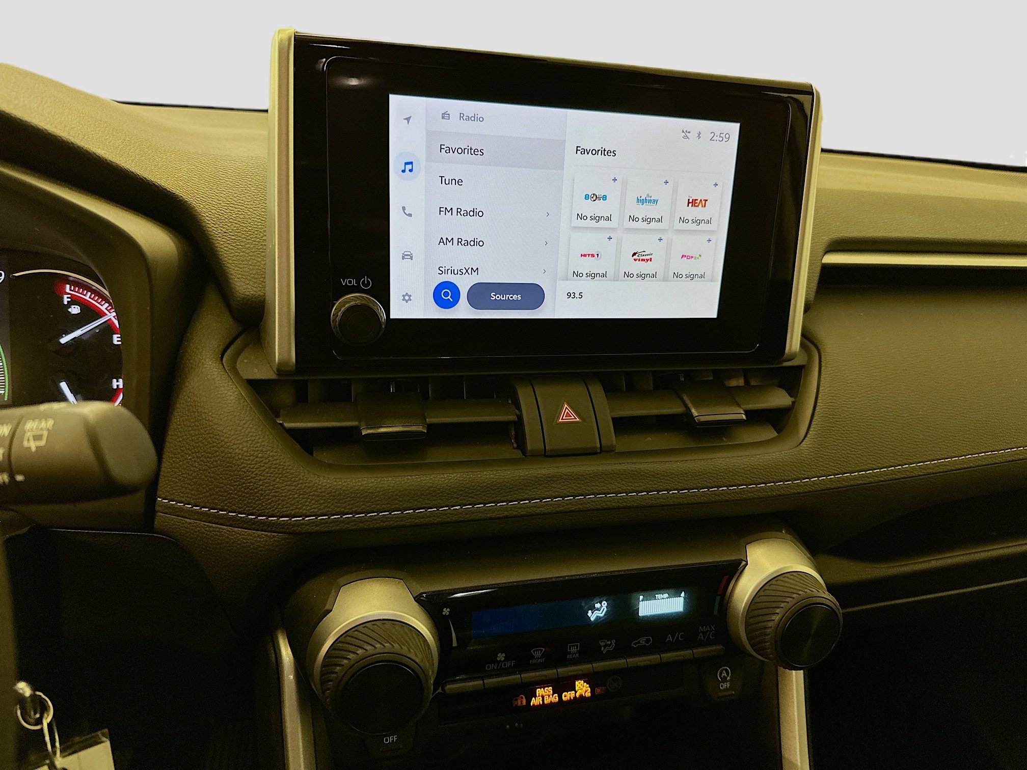 Used 2024 Toyota RAV4 LE image 26