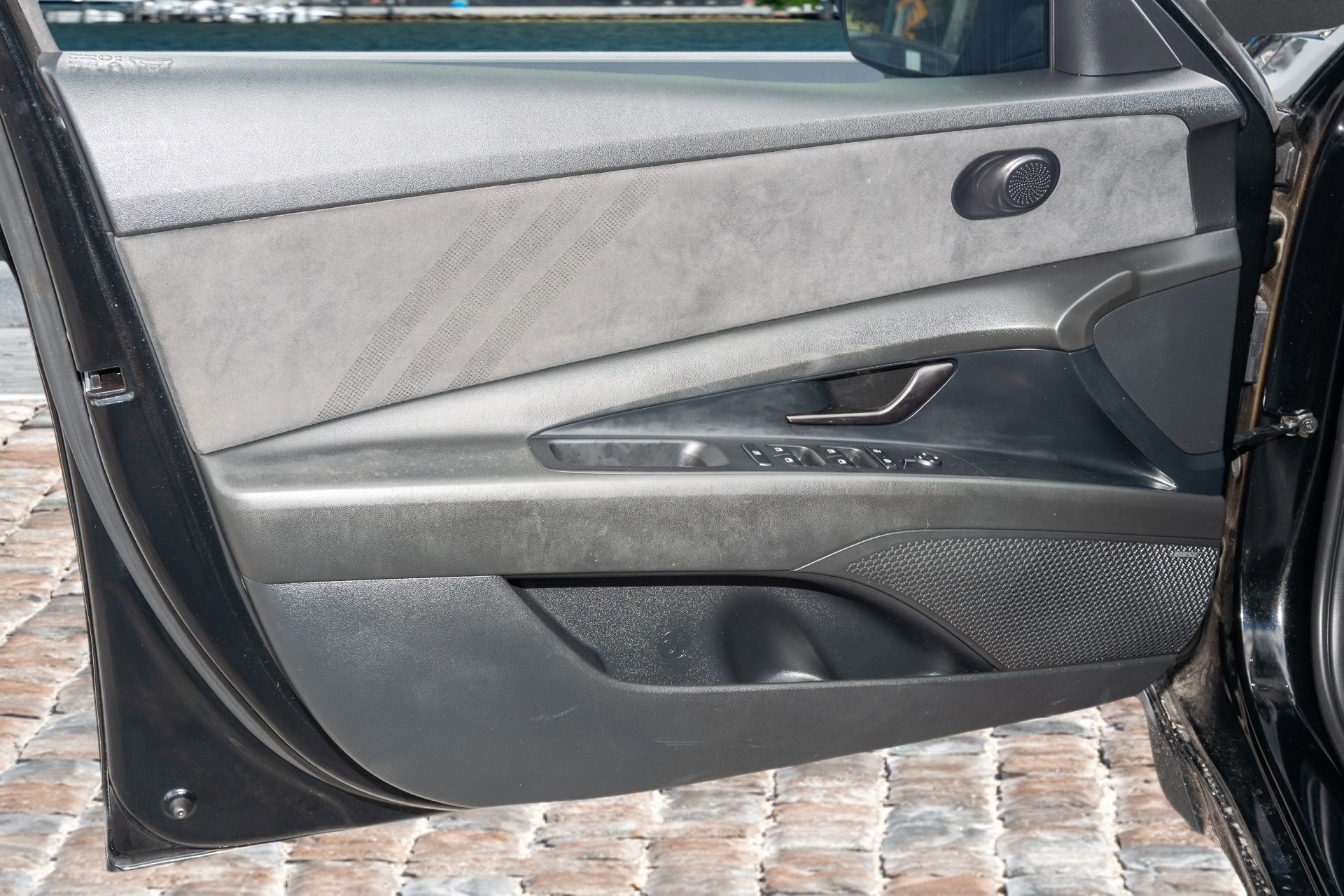 Used 2022 Hyundai Elantra N image 14