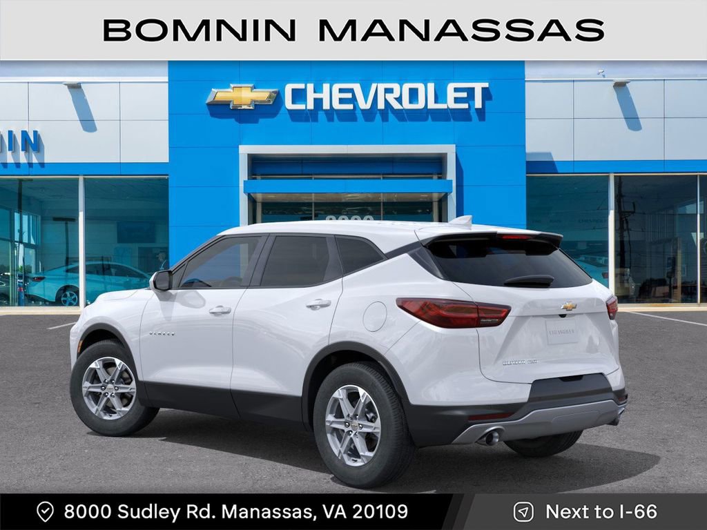 New 2026 Chevrolet Blazer LT image 4