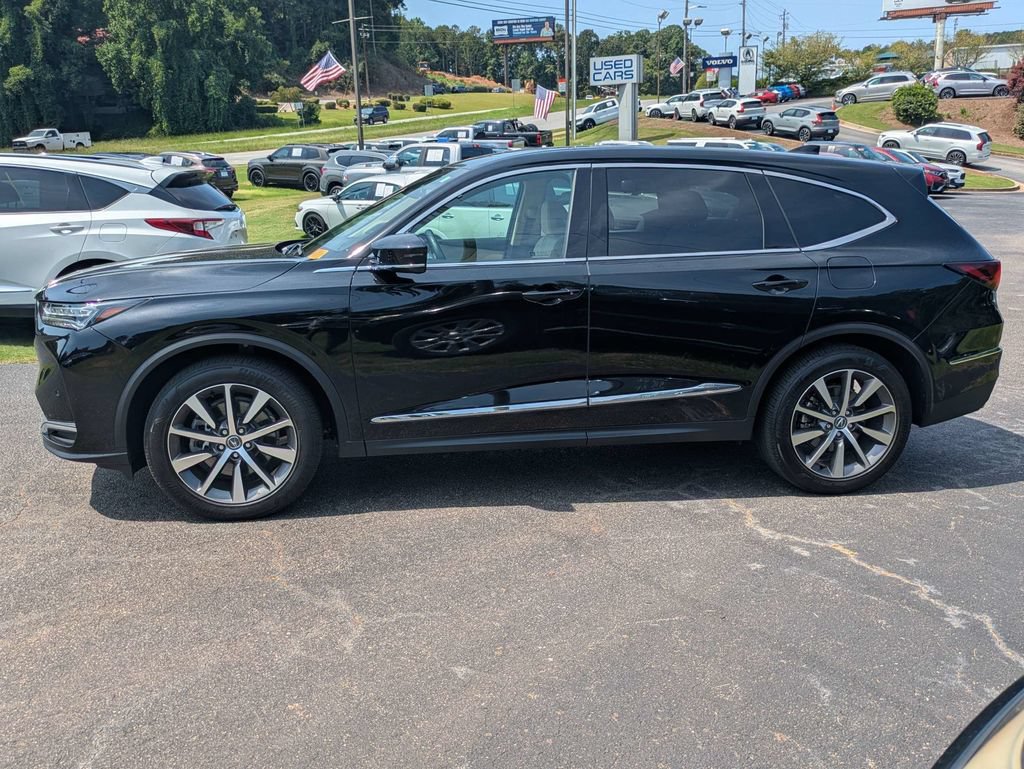 Used 2025 Acura MDX w/ Technology Package FWD image 3