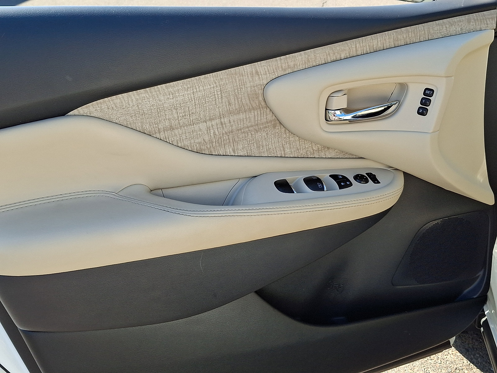 Used 2023 Nissan Murano SL w/ SL Moonroof Package AWD/4WD image 12
