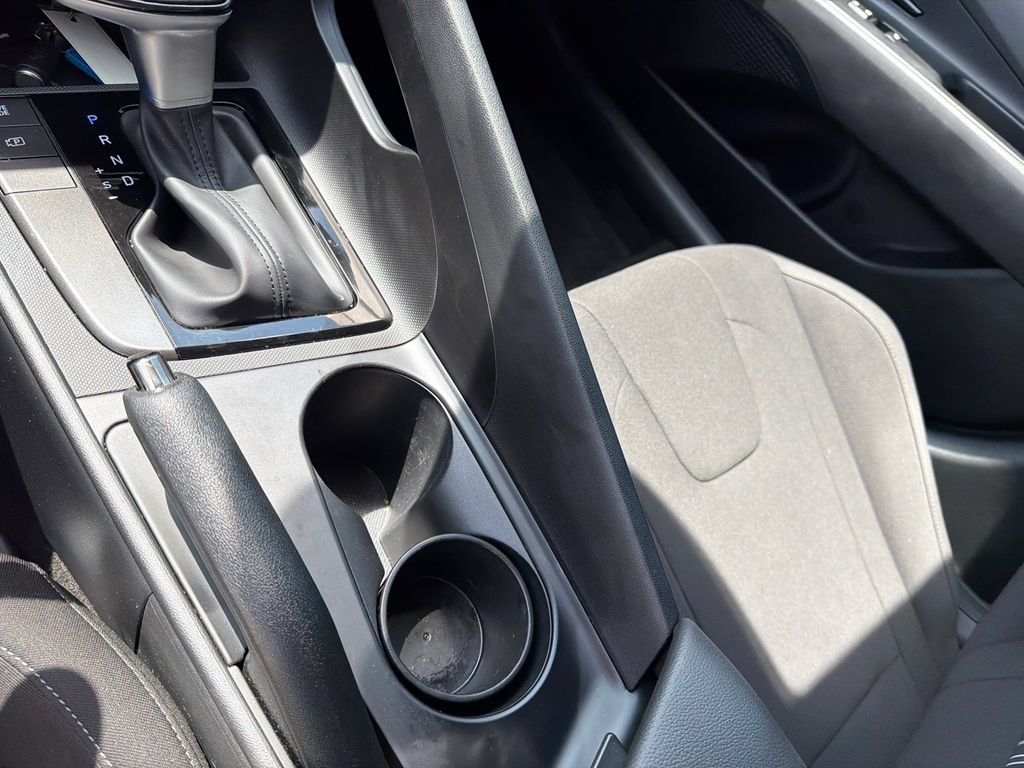 Certified 2026 Hyundai Elantra Sport FWD image 33