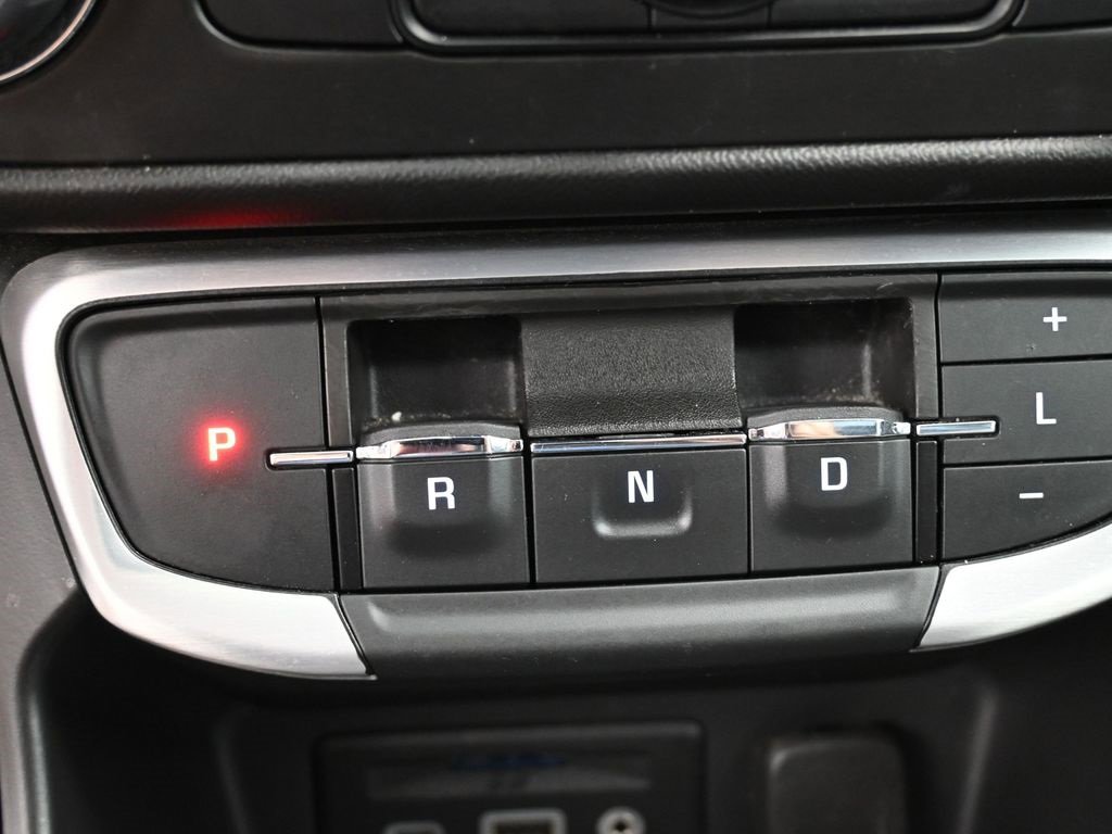 Used 2024 GMC Terrain SLT image 26