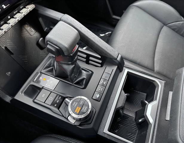 Certified 2025 Toyota Tacoma TRD Off-Road w/ TRD Off Road Premium Package image 17