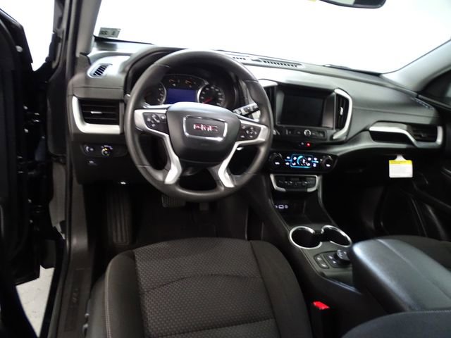 Used 2022 GMC Terrain SLE w/ Driver Convenience Package image 5