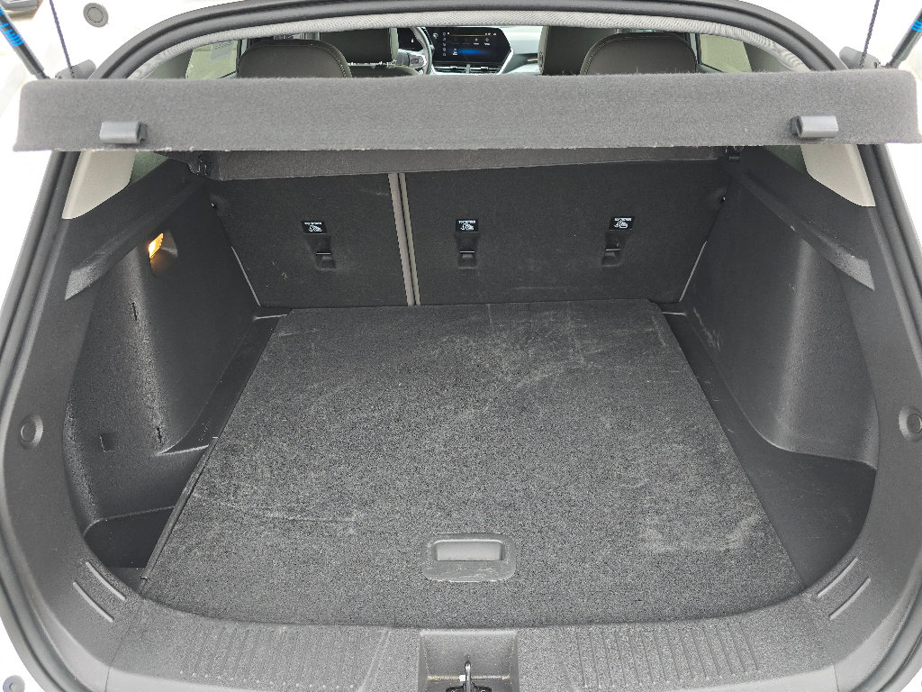 Used 2025 Chevrolet Trax ACTIV FWD image 13