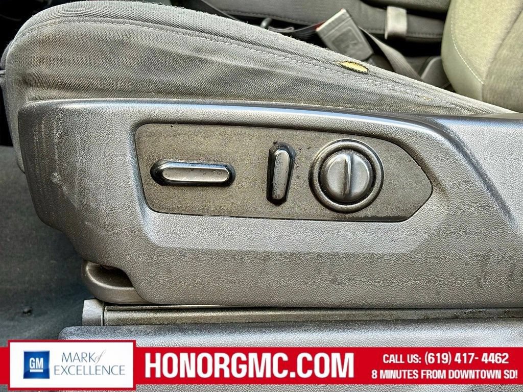 Used 2020 Chevrolet Silverado 1500 LT w/ All-Star Edition RWD image 12