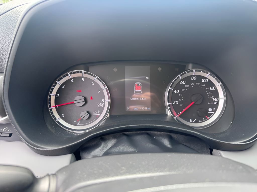 Used 2021 Toyota Highlander LE AWD/4WD image 21