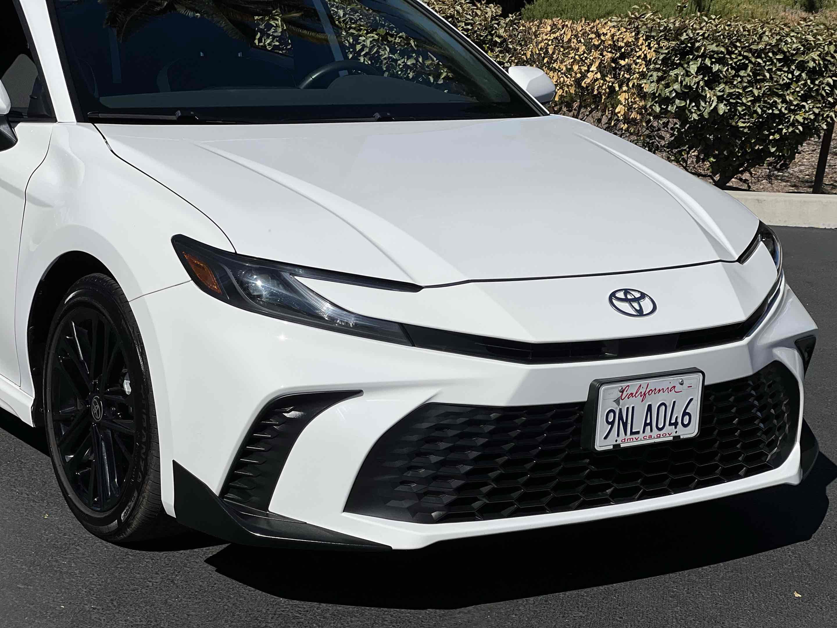 Used 2025 Toyota Camry SE image 58