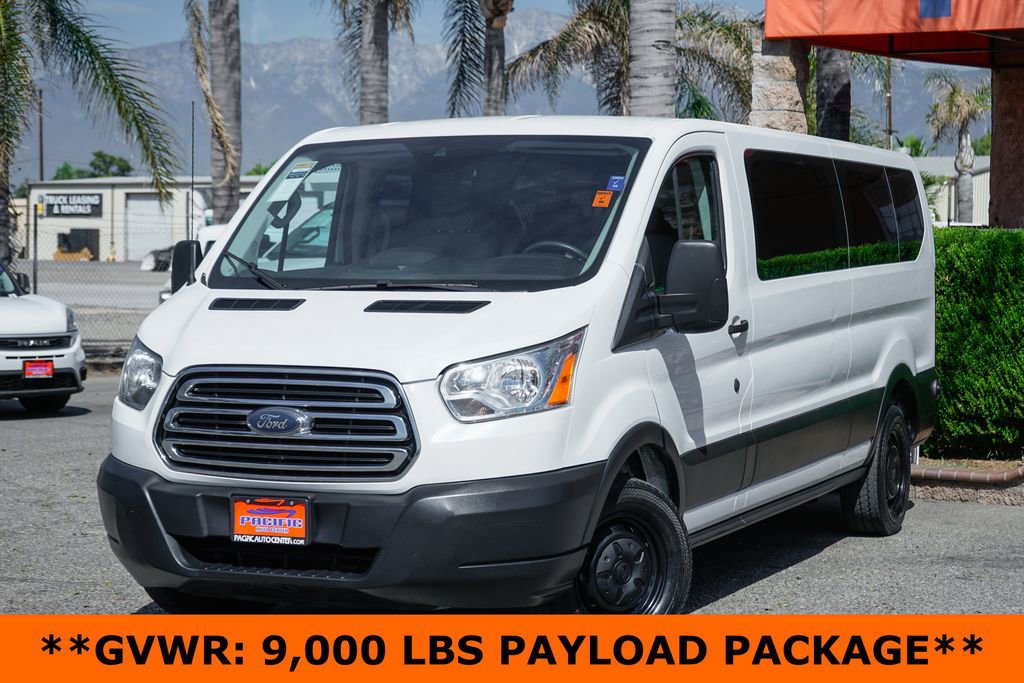 Used 2019 Ford Transit 350 XLT RWD image 4