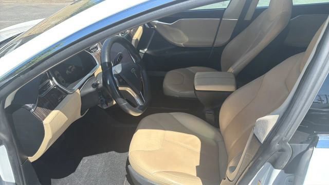 Used 2013 Tesla Model S RWD image 9