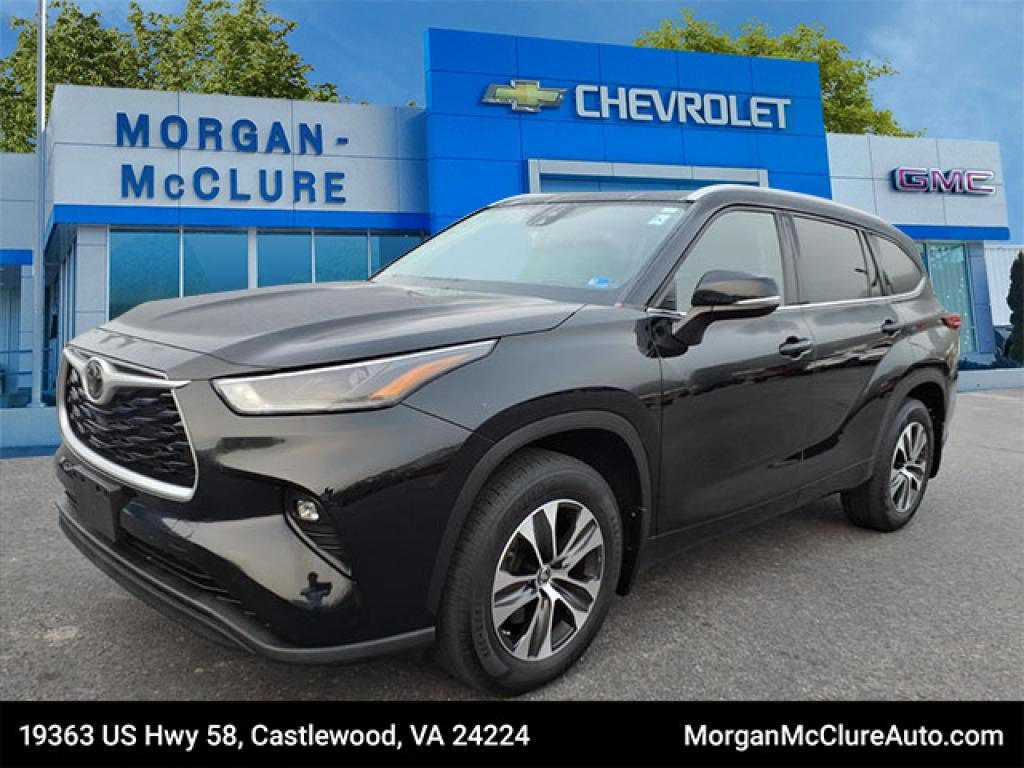 Used 2022 Toyota Highlander XLE