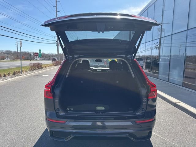 Certified 2025 Volvo XC60 B5 Plus image 11