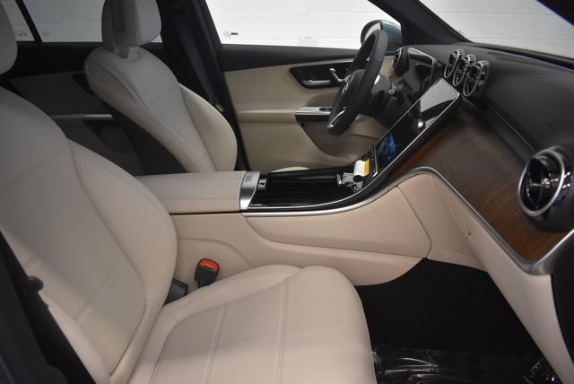 New 2027 Mercedes-Benz GLC 300 4MATIC image 19