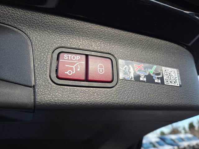 New 2026 Mercedes-Benz GLS 450 4MATIC image 34