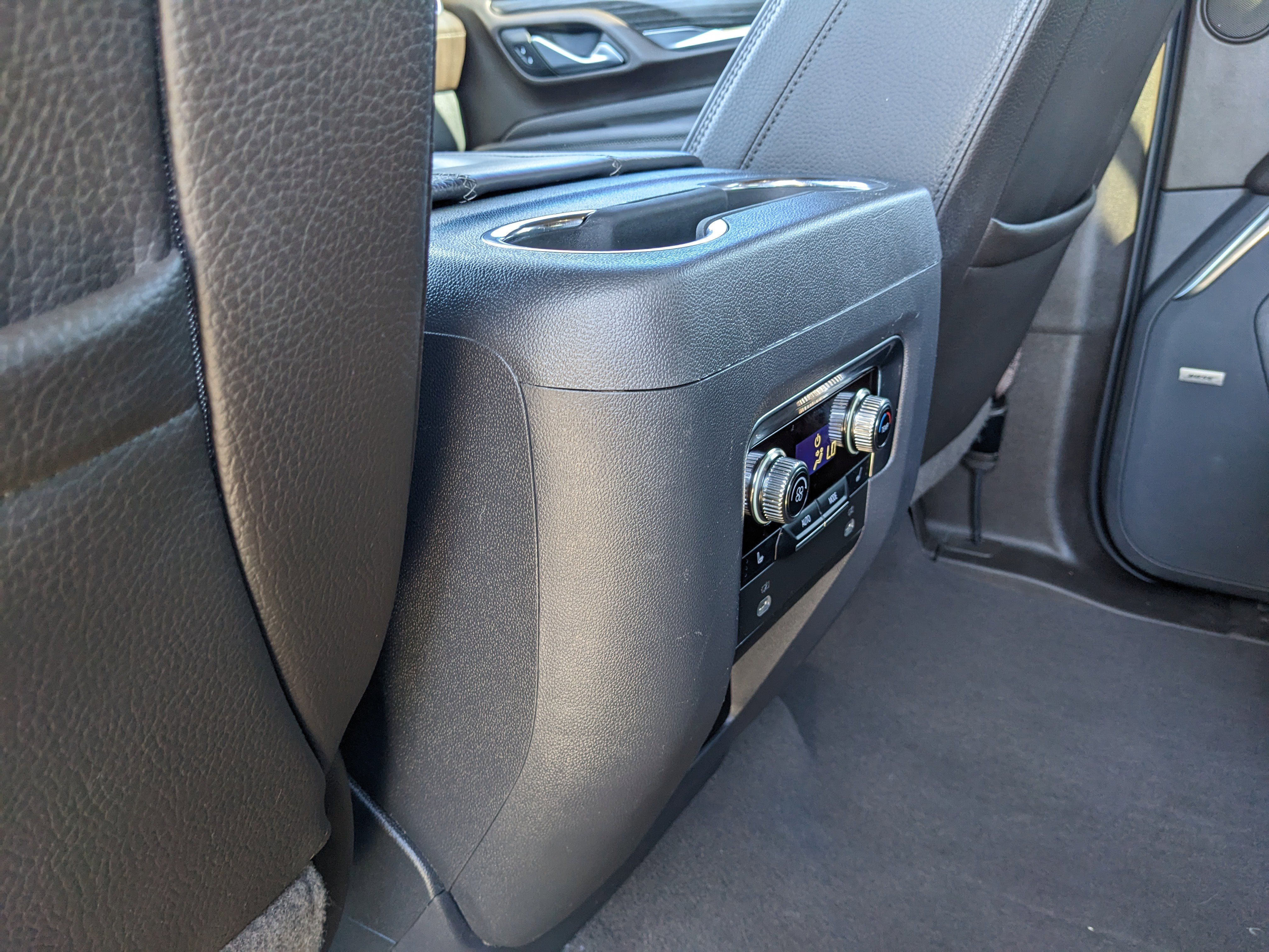 Used 2022 GMC Yukon XL Denali image 21