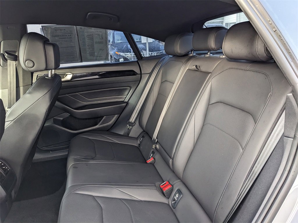 Certified 2022 Volkswagen Arteon SE image 16