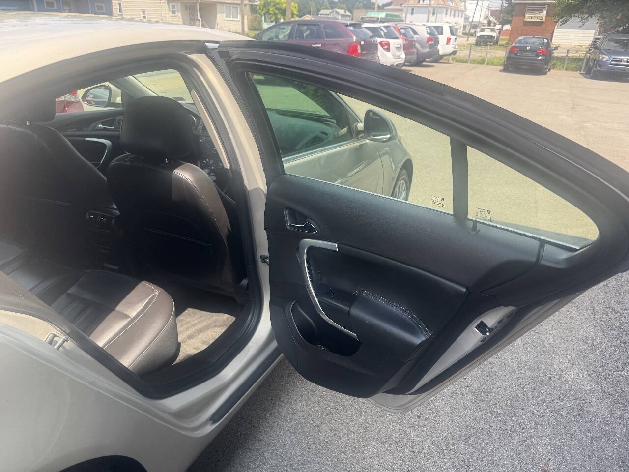 Used 2012 Buick Regal Premium FWD image 17