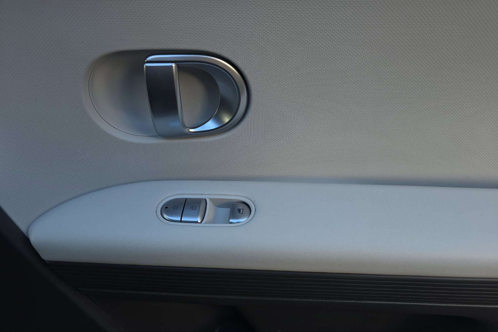 Used 2023 Hyundai Ioniq 5 SE image 22