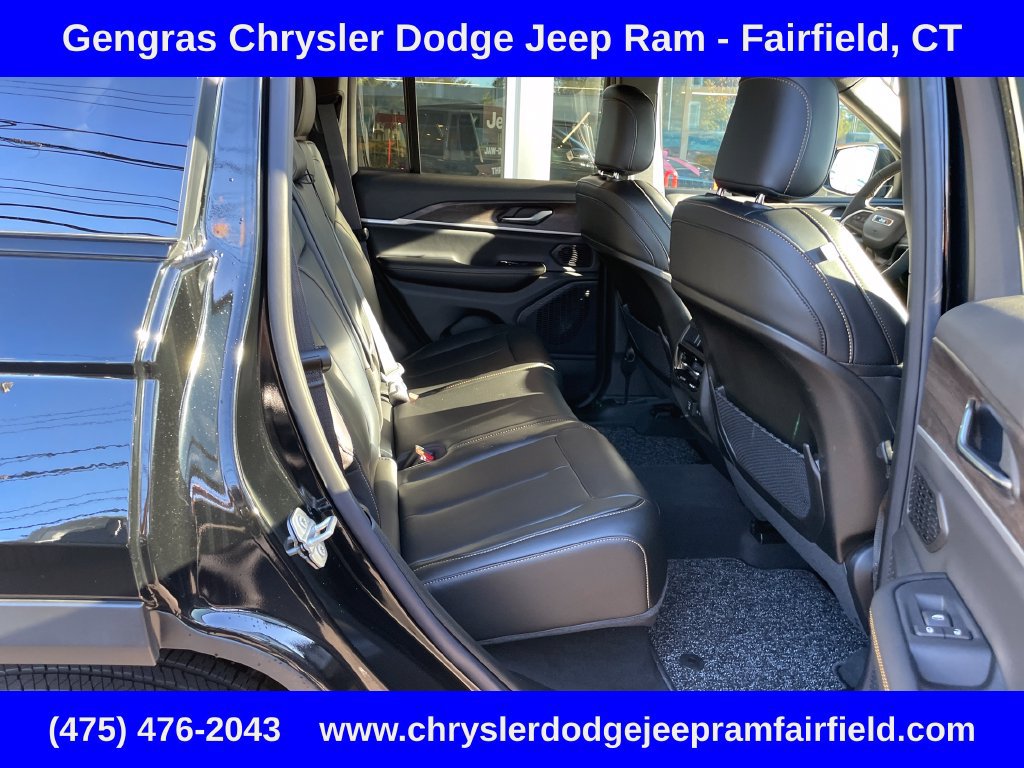 Certified 2026 Jeep Grand Cherokee Limited AWD/4WD image 25
