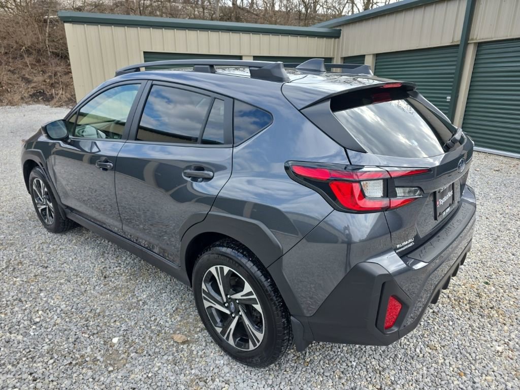Used 2024 Subaru Crosstrek 2.0i Premium image 5