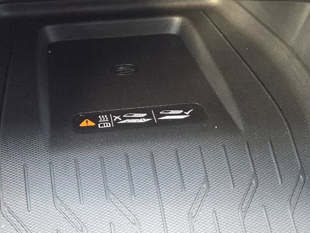 New 2026 Chevrolet Equinox EV LT image 9