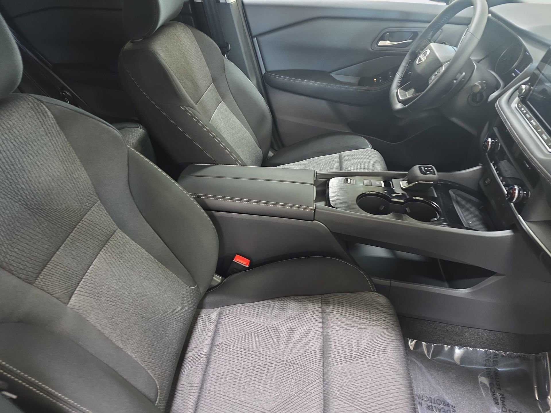 New 2026 Nissan Rogue SV FWD image 10