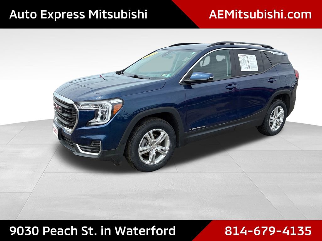 Used 2022 GMC Terrain SLE w/ Driver Convenience Package image 3