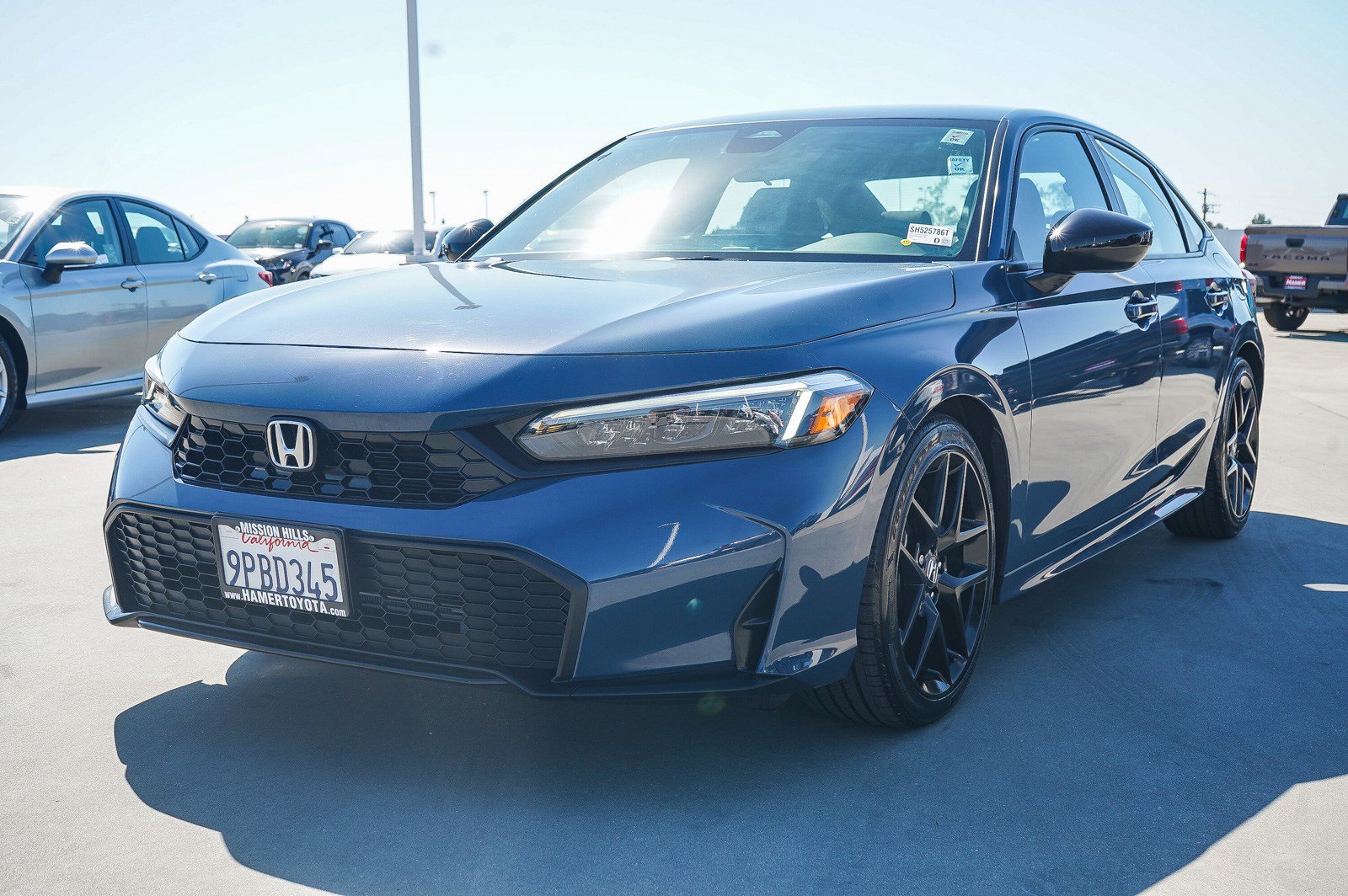Used 2025 Honda Civic Sport image 3