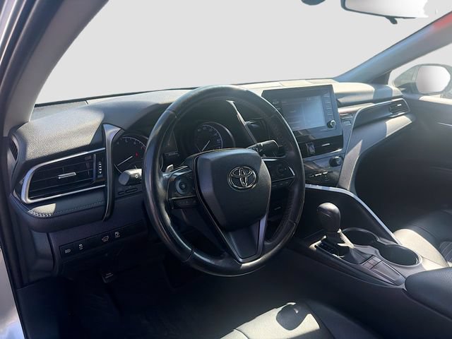 Used 2023 Toyota Camry SE FWD image 9