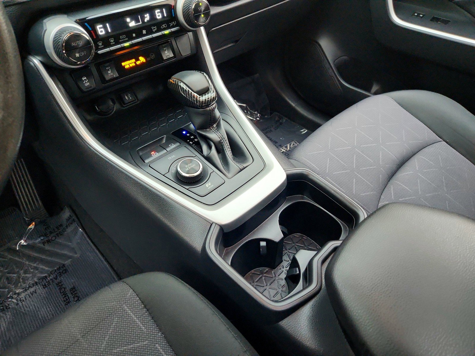 Used 2019 Toyota RAV4 XLE w/ Convenience Package AWD/4WD image 22