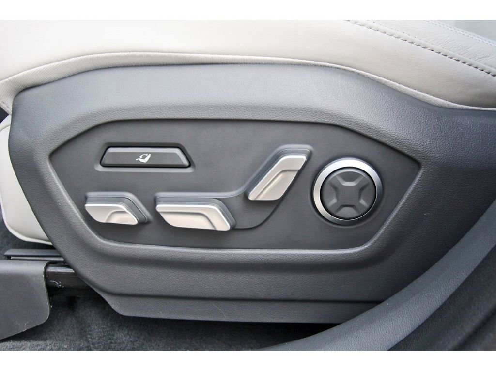 Used 2024 Hyundai Santa Fe Calligraphy image 27