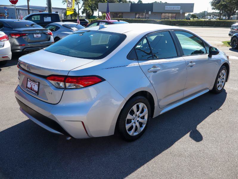 Used 2021 Toyota Corolla LE FWD image 5