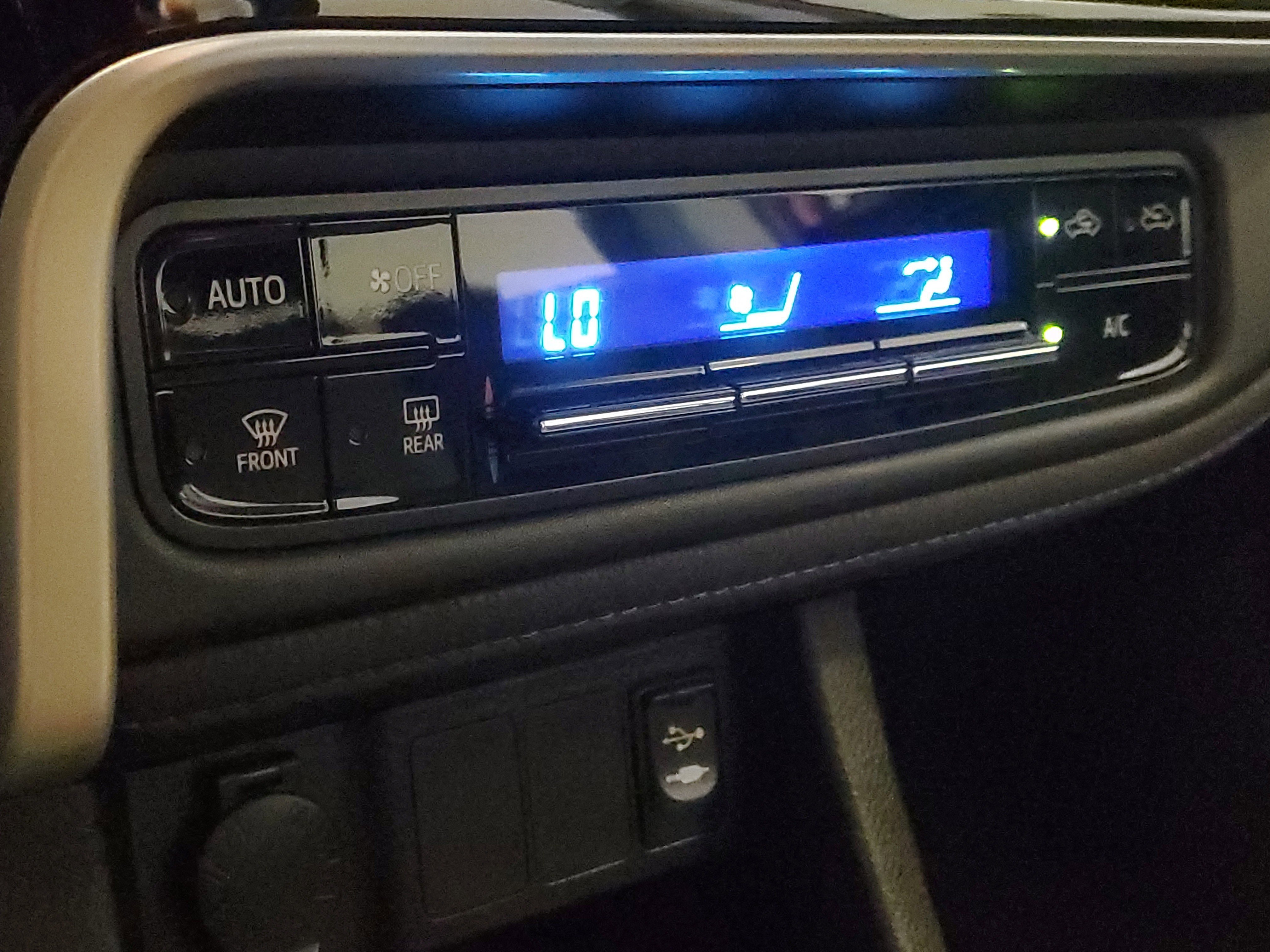 Used 2018 Toyota Corolla SE image 30