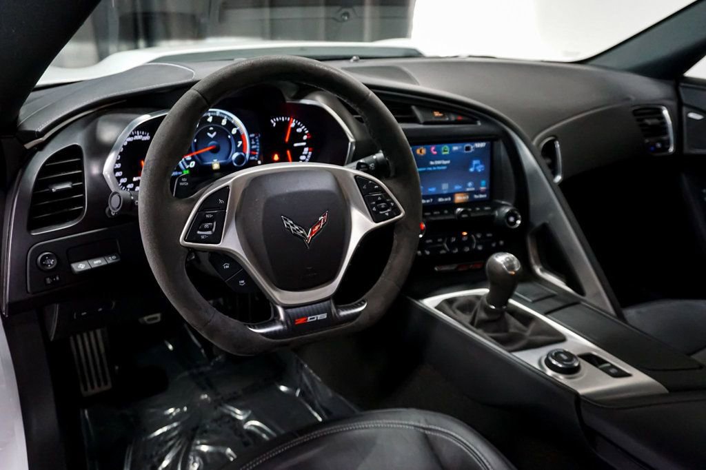 Used 2017 Chevrolet Corvette Z06 w/ Z07 Performance Package image 68