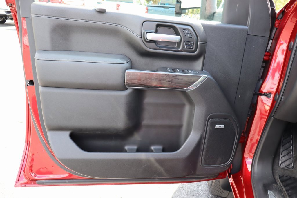 Used 2021 Chevrolet Silverado 3500 LTZ w/ LTZ Convenience Package image 26