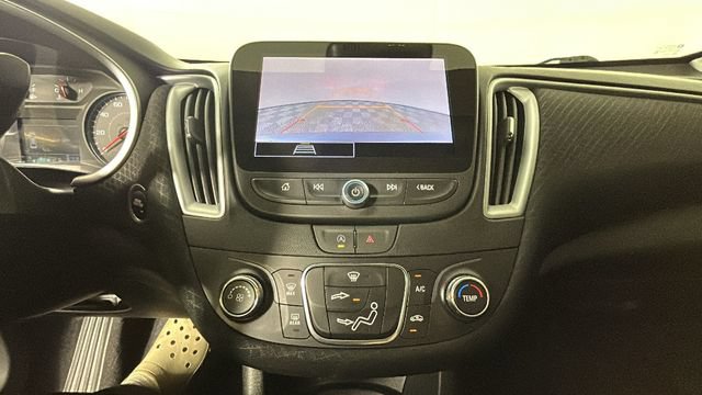 Used 2023 Chevrolet Malibu LS FWD image 24