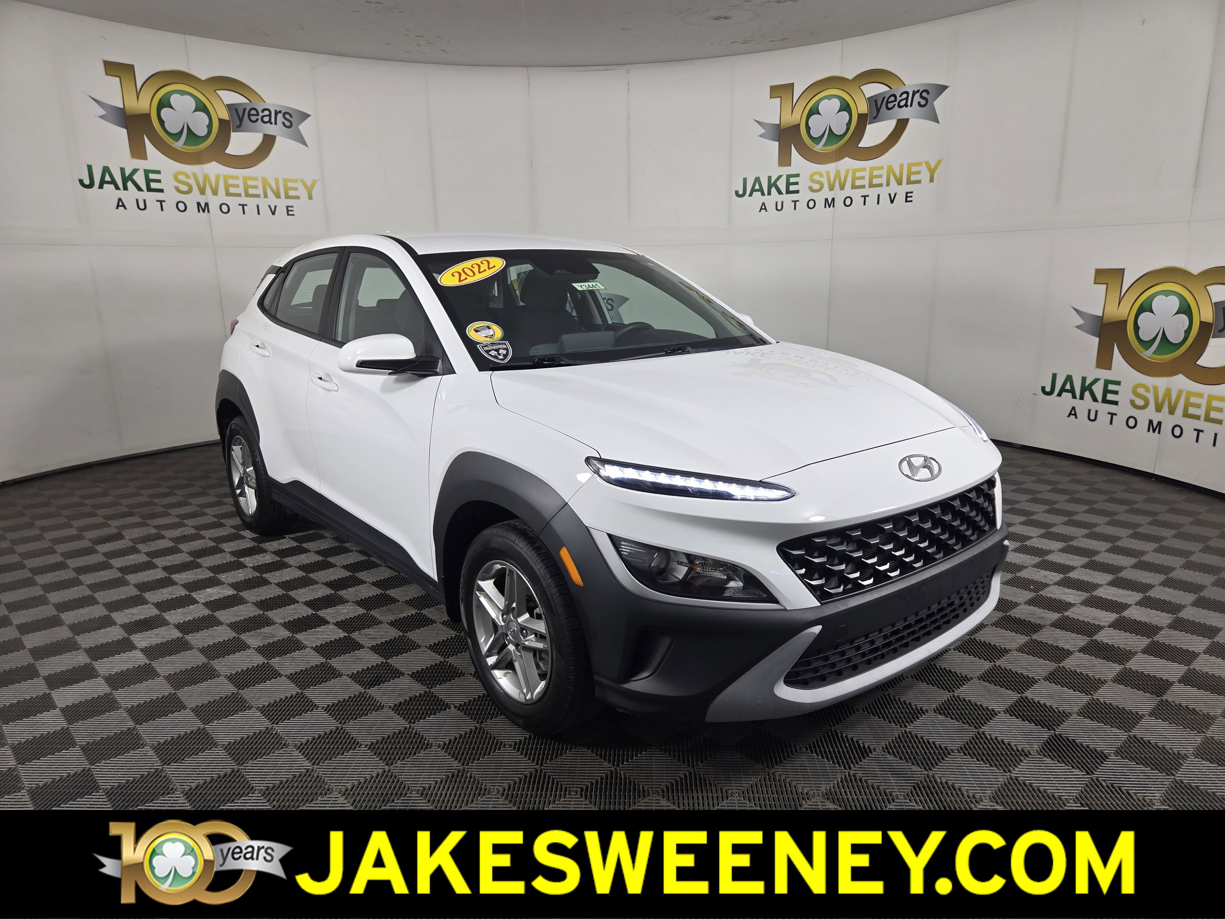 Used 2022 Hyundai Kona SE w/ Winter Weather Package AWD/4WD image 1