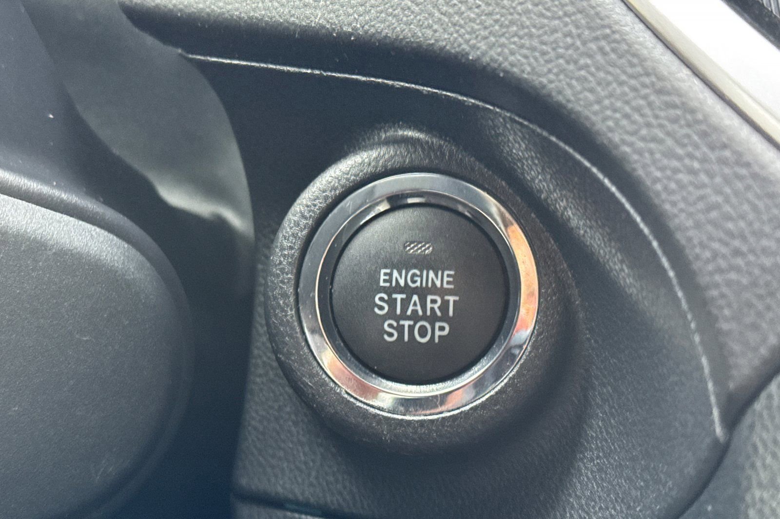 Certified 2023 Subaru Forester Premium AWD/4WD image 25