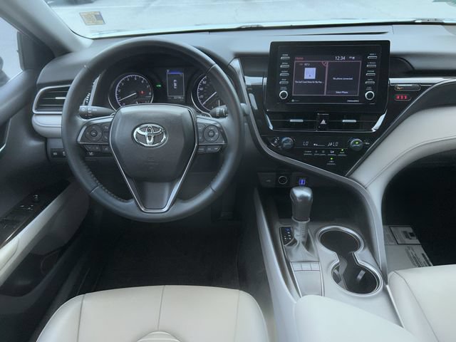 Used 2024 Toyota Camry SE w/ Convenience Package FWD image 14