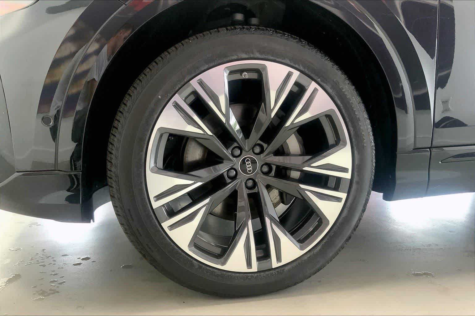 New 2026 Audi Q8 Premium Plus AWD/4WD image 8