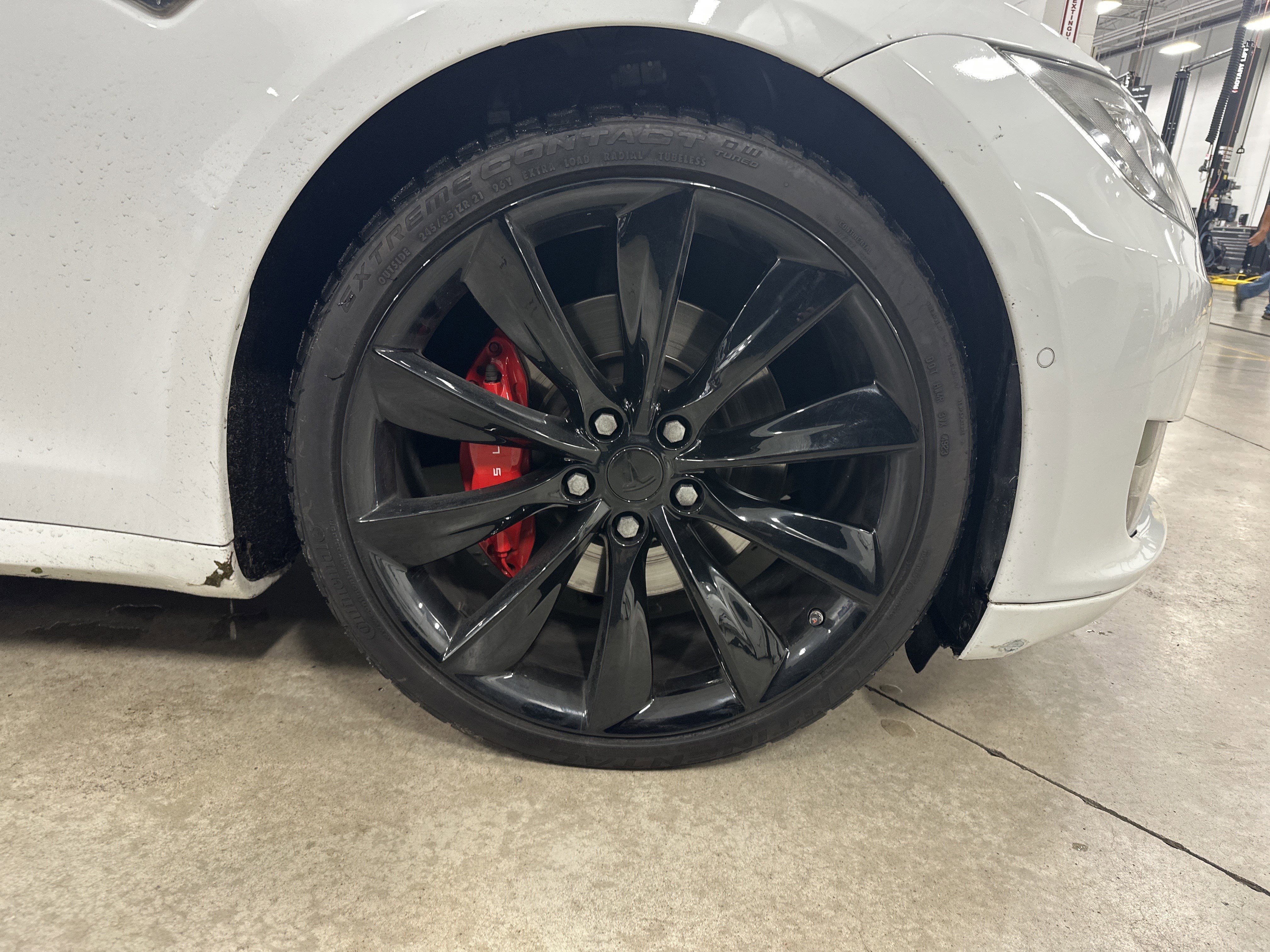 Used 2014 Tesla Model S 85 RWD image 13