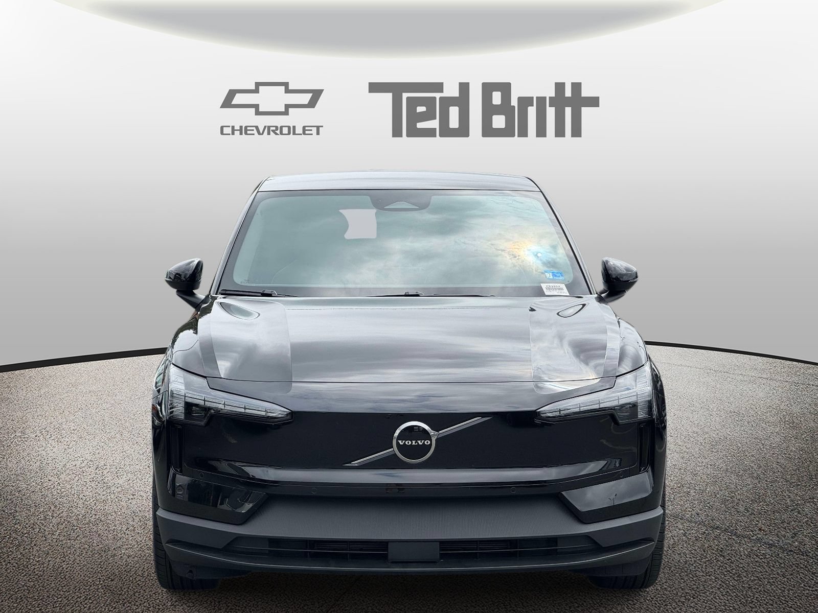 Used 2025 Volvo EX30 Plus w/ Protection Package Premier AWD/4WD image 2