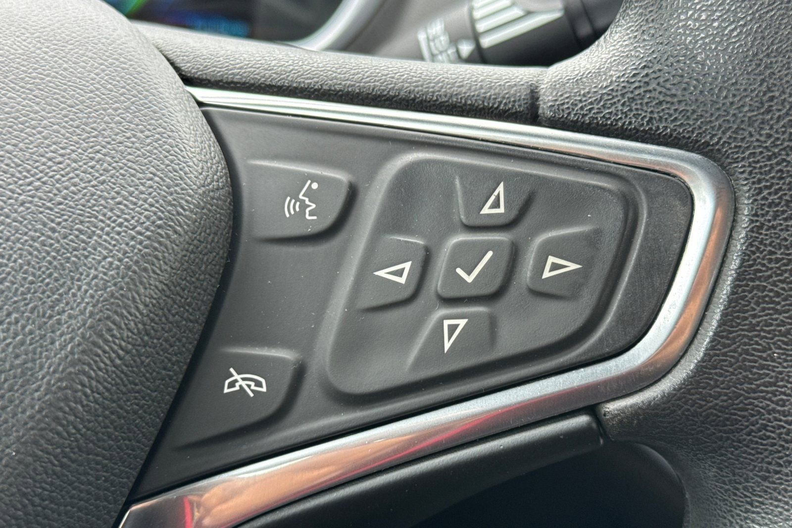 Used 2018 Chevrolet Volt LT image 26