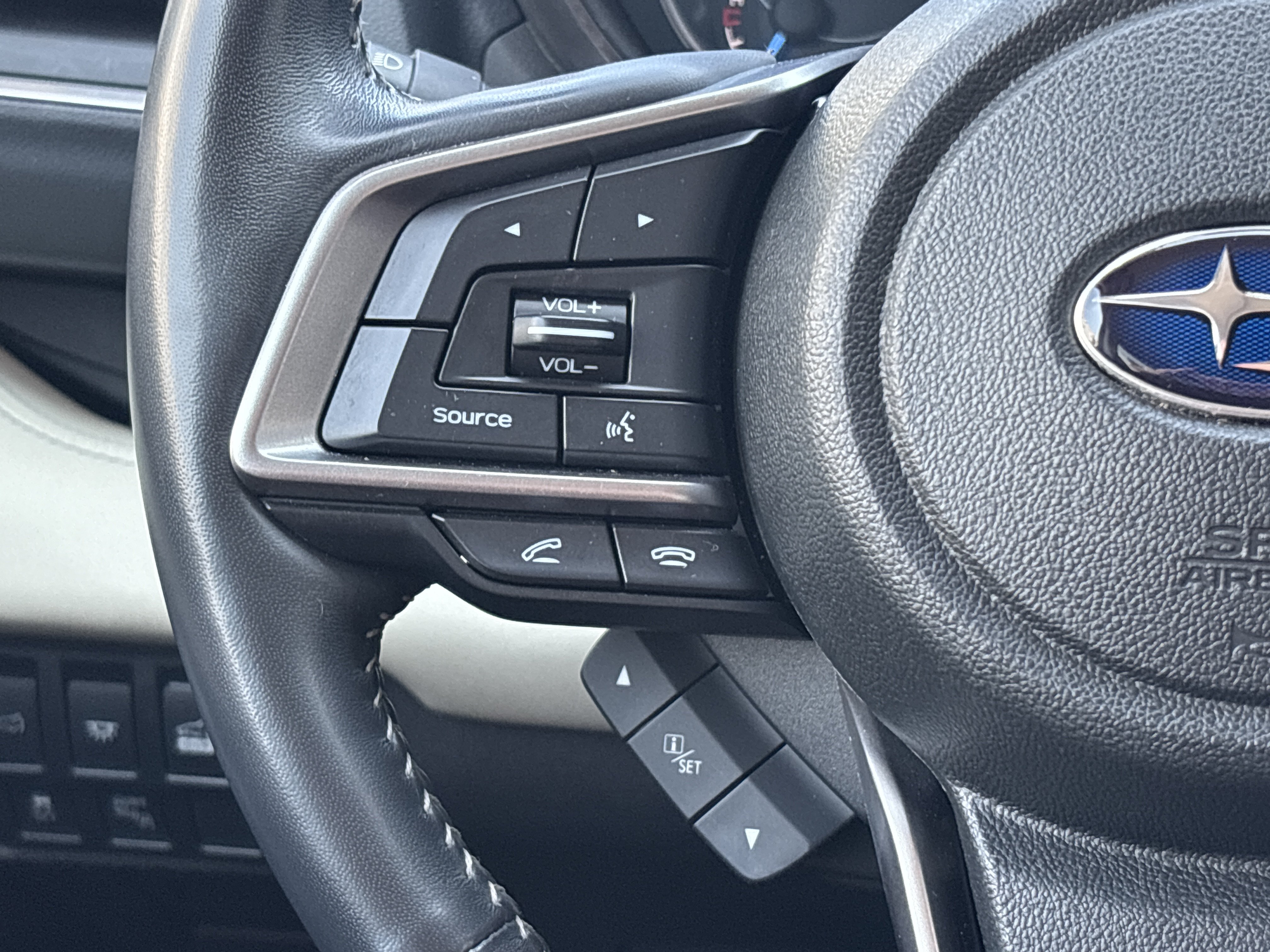 Used 2021 Subaru Ascent Touring AWD/4WD image 9