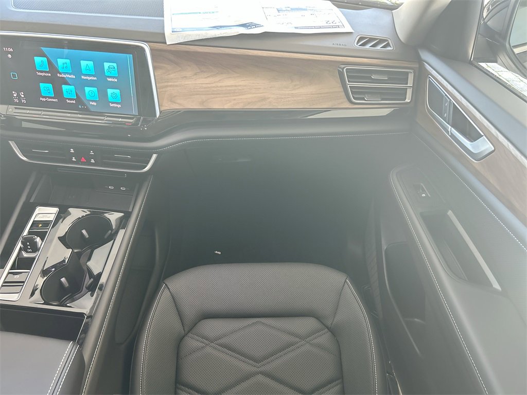 New 2026 Volkswagen Atlas SE image 37