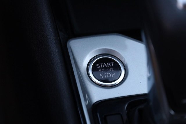 Certified 2024 Nissan Altima 2.5 SV FWD image 14