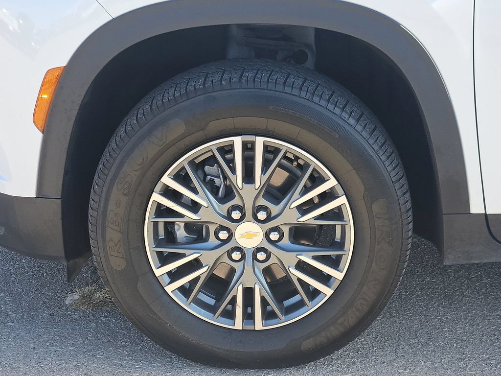 Used 2024 Chevrolet Traverse LT AWD/4WD image 9